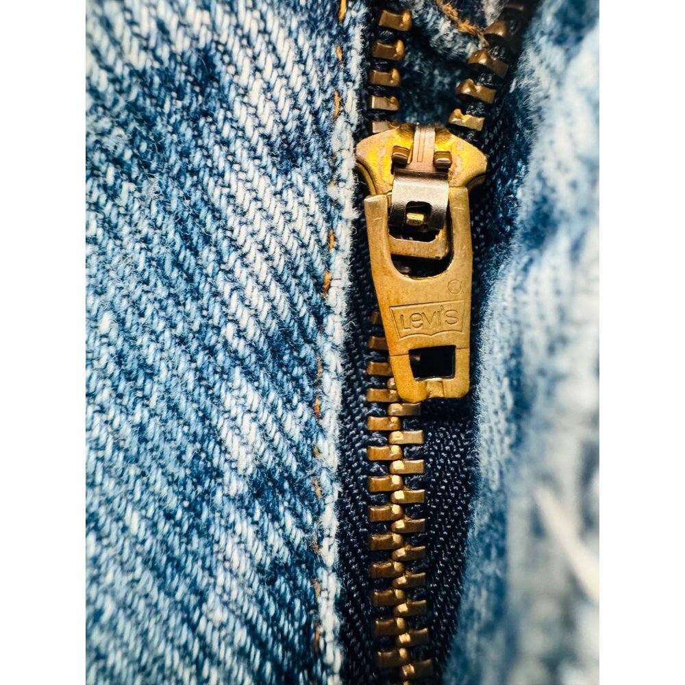 Vintage Levis 560 Mens Light Wash 90s Jeans W34 L32 Tapered Loose Fit USA Retro - Picture 10 of 10